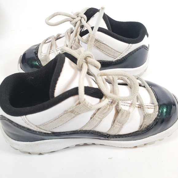 3105 - Picture 2 of 6